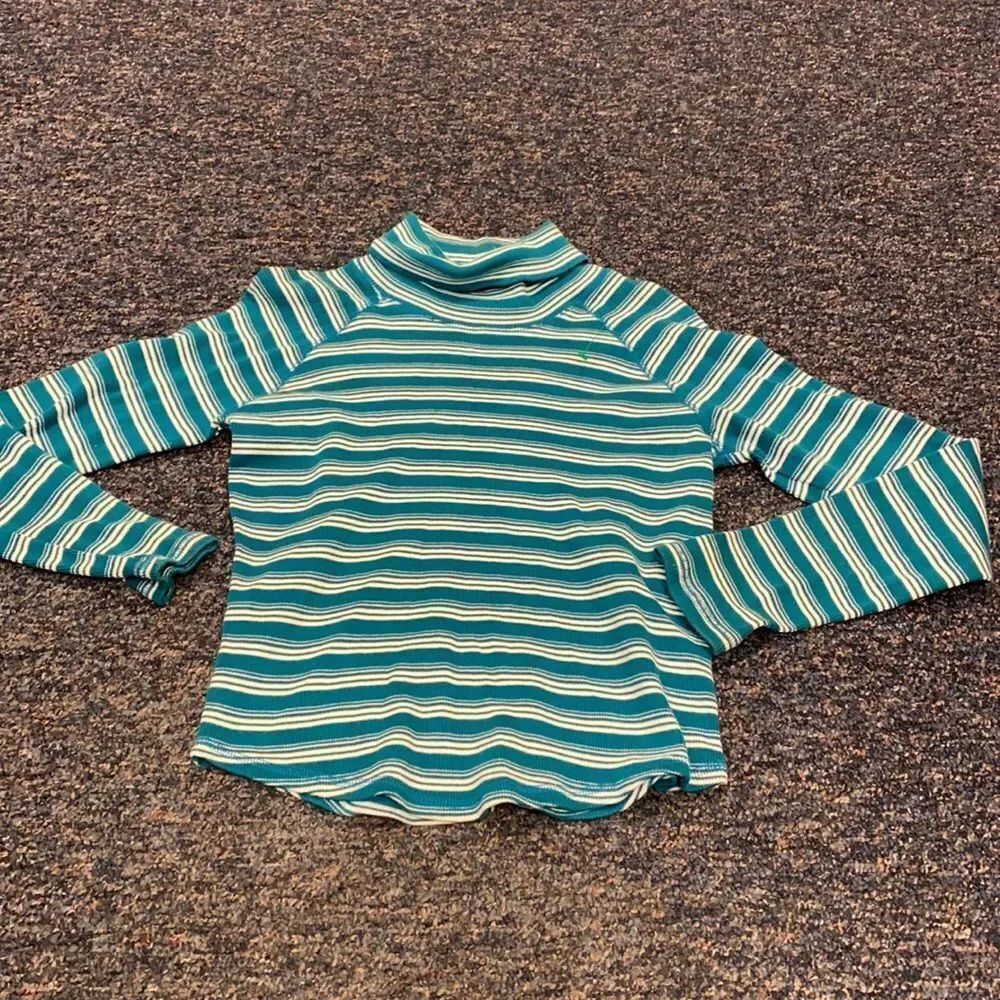 Jones Wear Sport Cotton turtleneck top sz. M